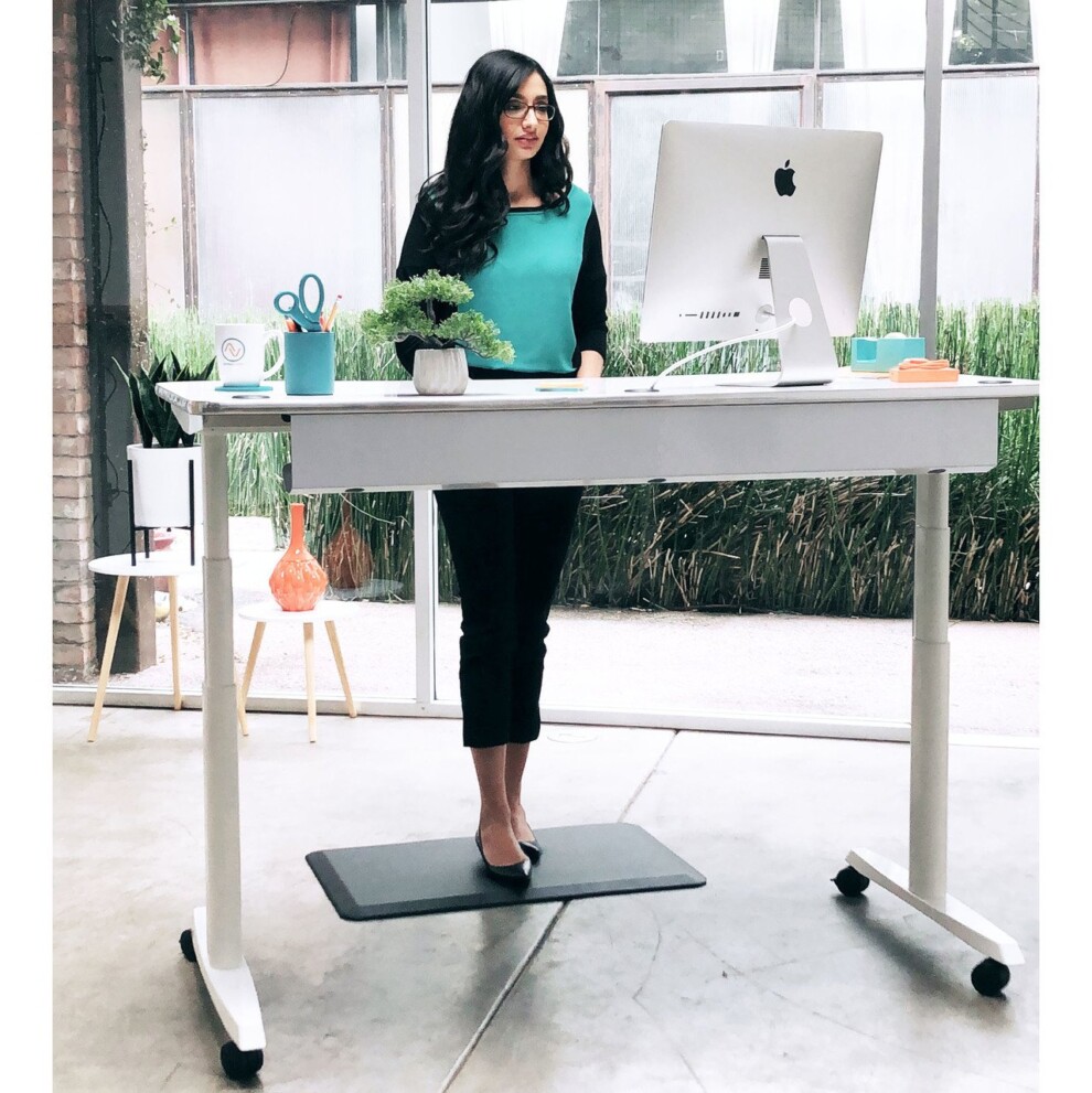 Best sit to stand desk versadesk