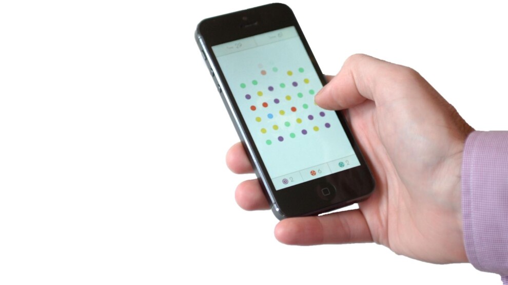 Dots playing hand