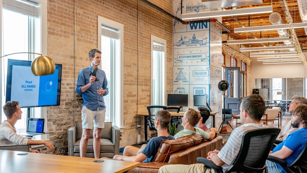 Concise Software Product Owner vs. Product Manager