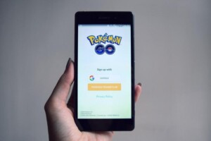 Pokemon go gaming phone